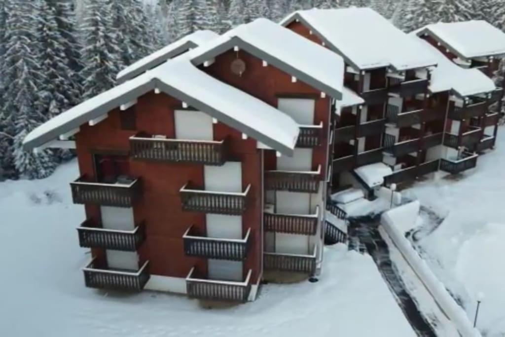 Studio Au Pied Des Pistes Avec Vue Sur La Montagne Mieussy Exteriör bild